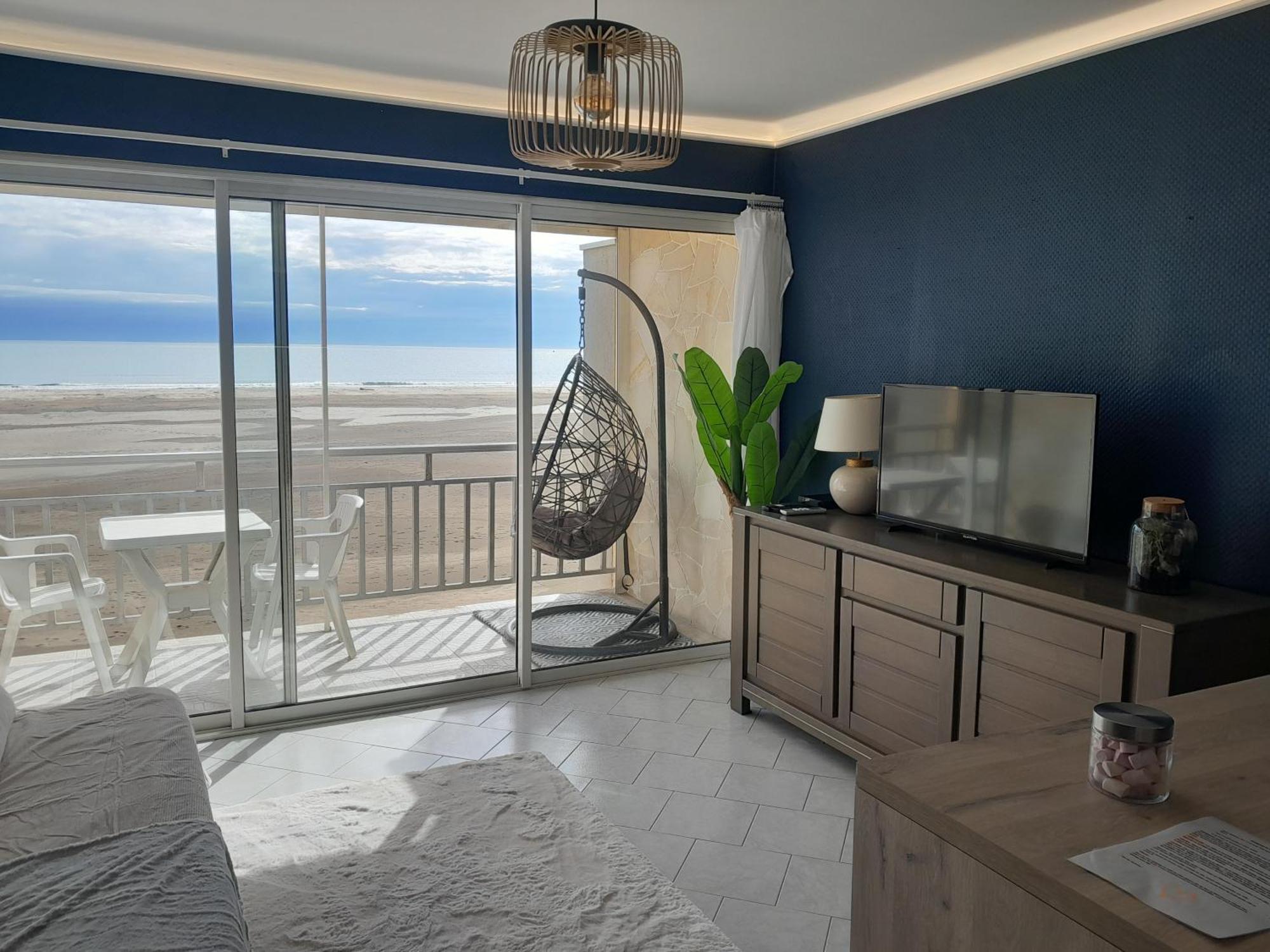 La Plage, Clim Et Wifi Apartment